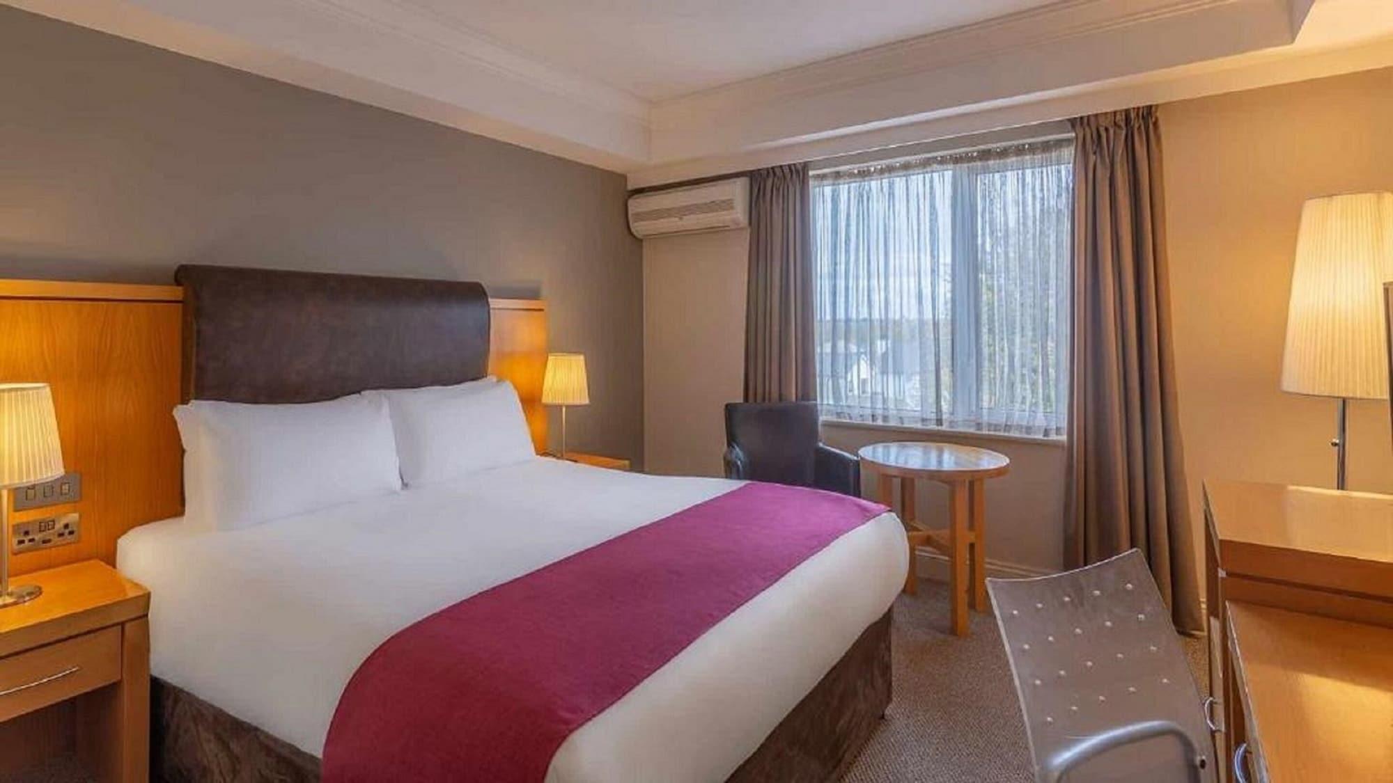 Prince Of Wales Hotel Athlone Eksteriør bilde