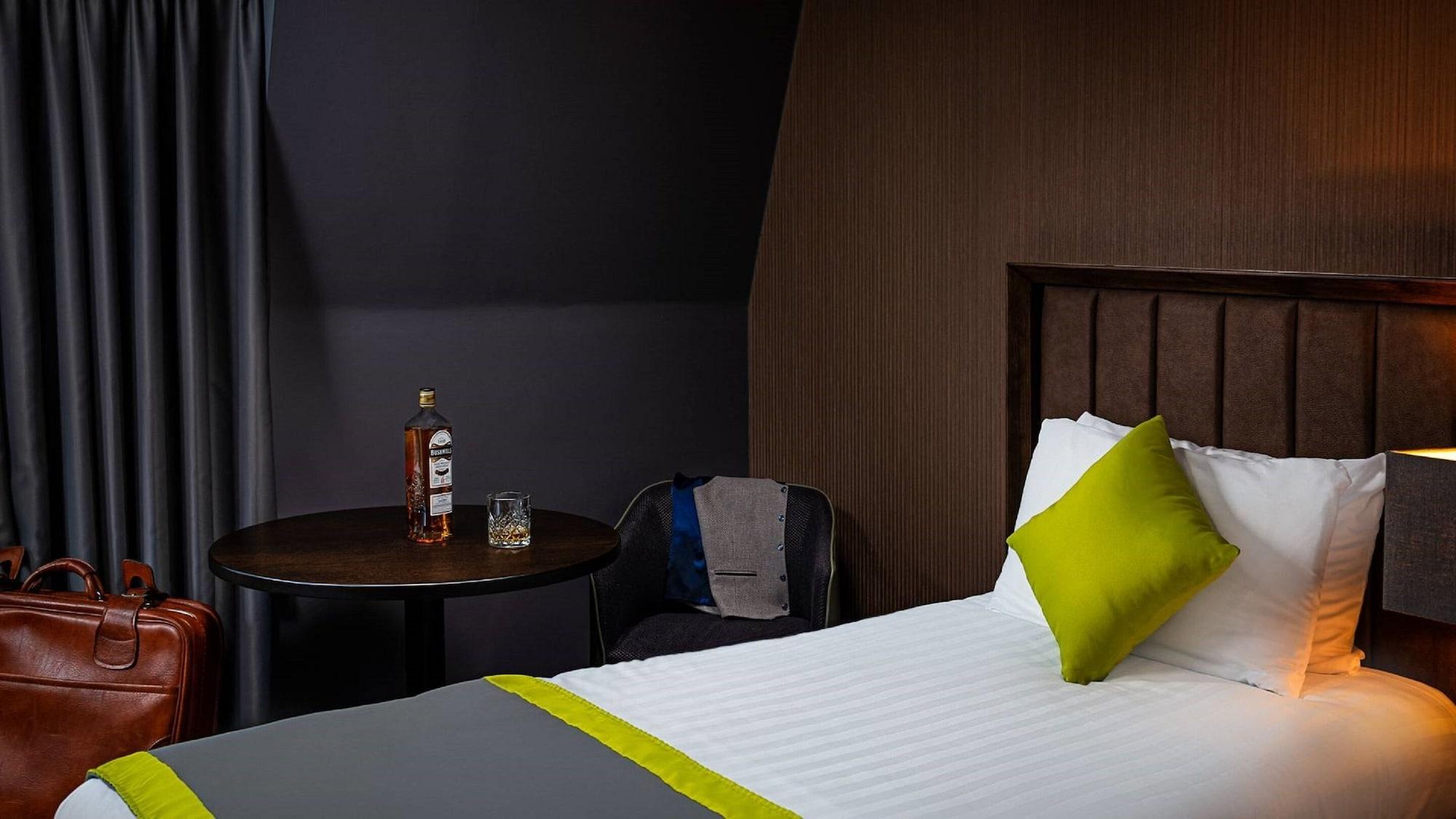 Prince Of Wales Hotel Athlone Eksteriør bilde