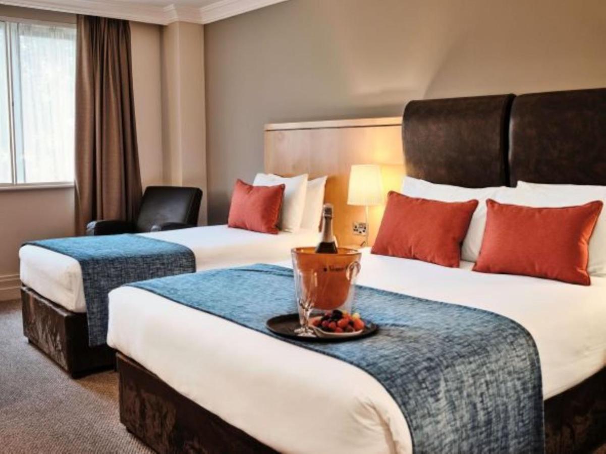 Prince Of Wales Hotel Athlone Eksteriør bilde