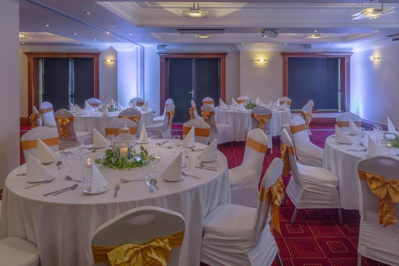 Prince Of Wales Hotel Athlone Eksteriør bilde